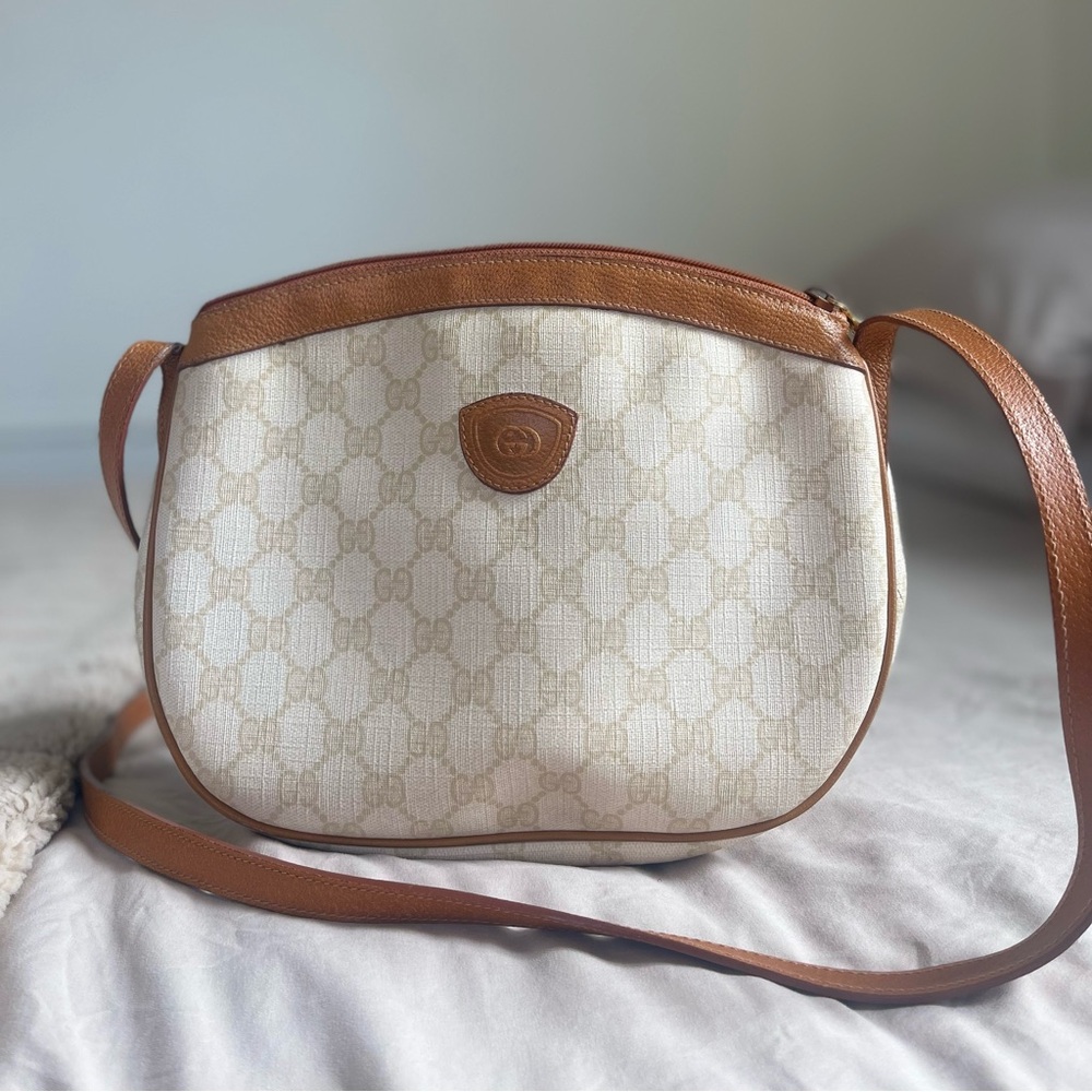 Authentic Vintage Gucci Shoulder Bag